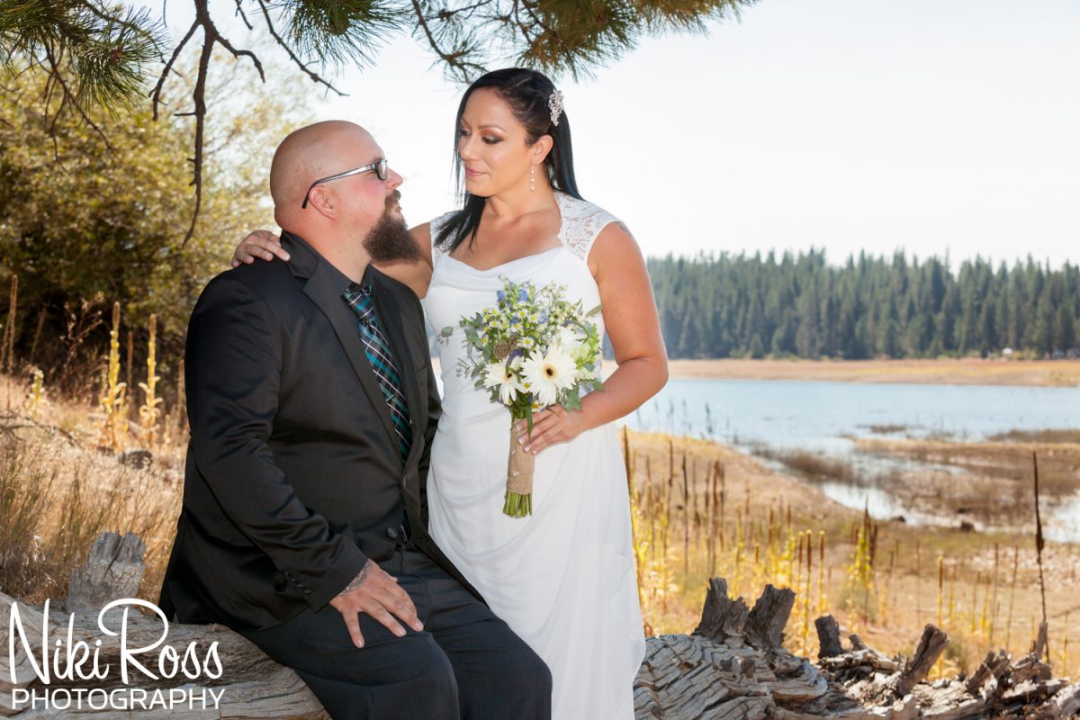 Intimate Rustic Wedding in Truckee CA. http://nikirossphotography.com